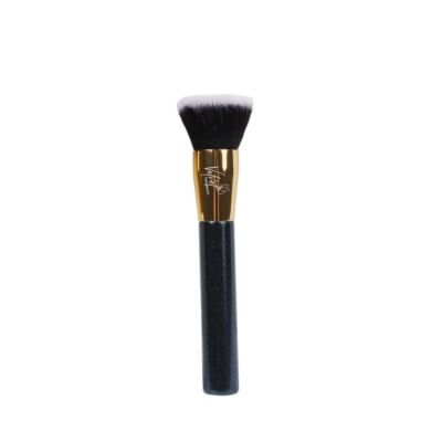 closeup of a black handle kabuki brush